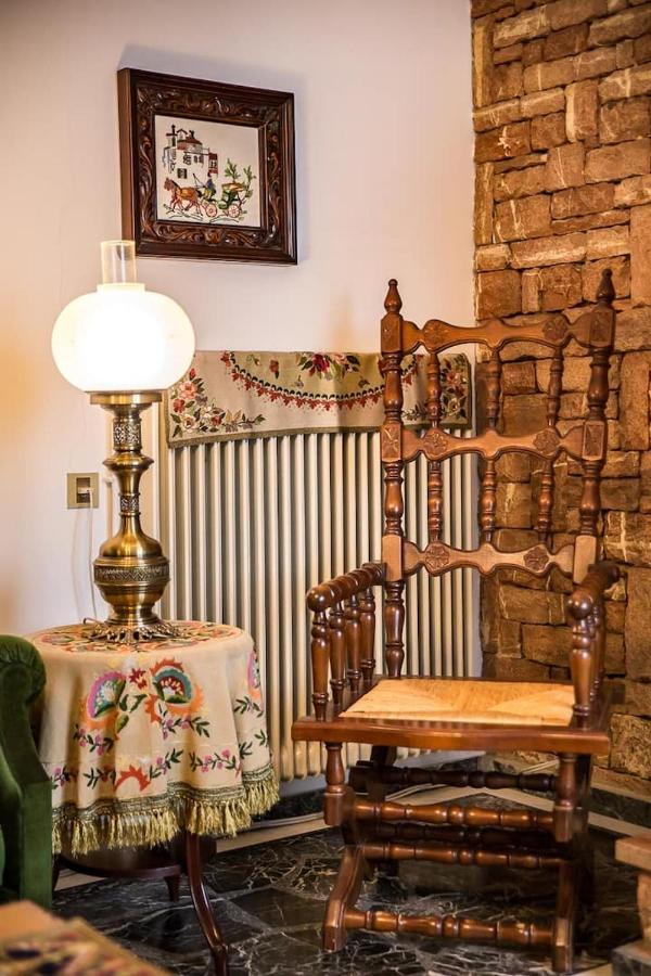 Traditional Antique Deco House Калампака Екстериор снимка