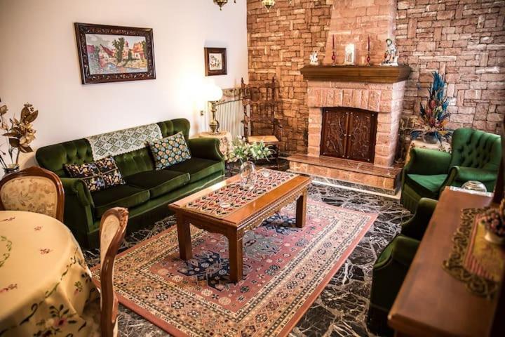 Traditional Antique Deco House Калампака Екстериор снимка